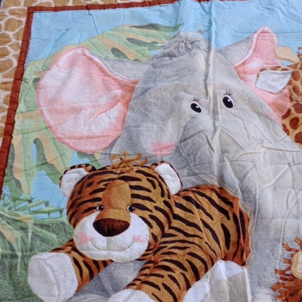 Cute Safari Animal Baby Blanket - Picture 5 of 9